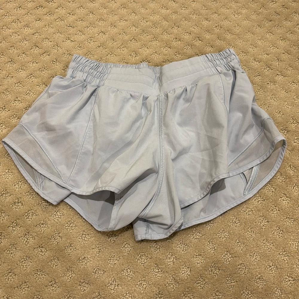 lululemon Hotty Hot Low-Rise Short 2.5"